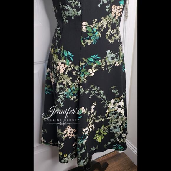 Julian Taylor Women's Black Floral Keyhole Fit & Flare Dress Size 16 - Picture 5 of 12